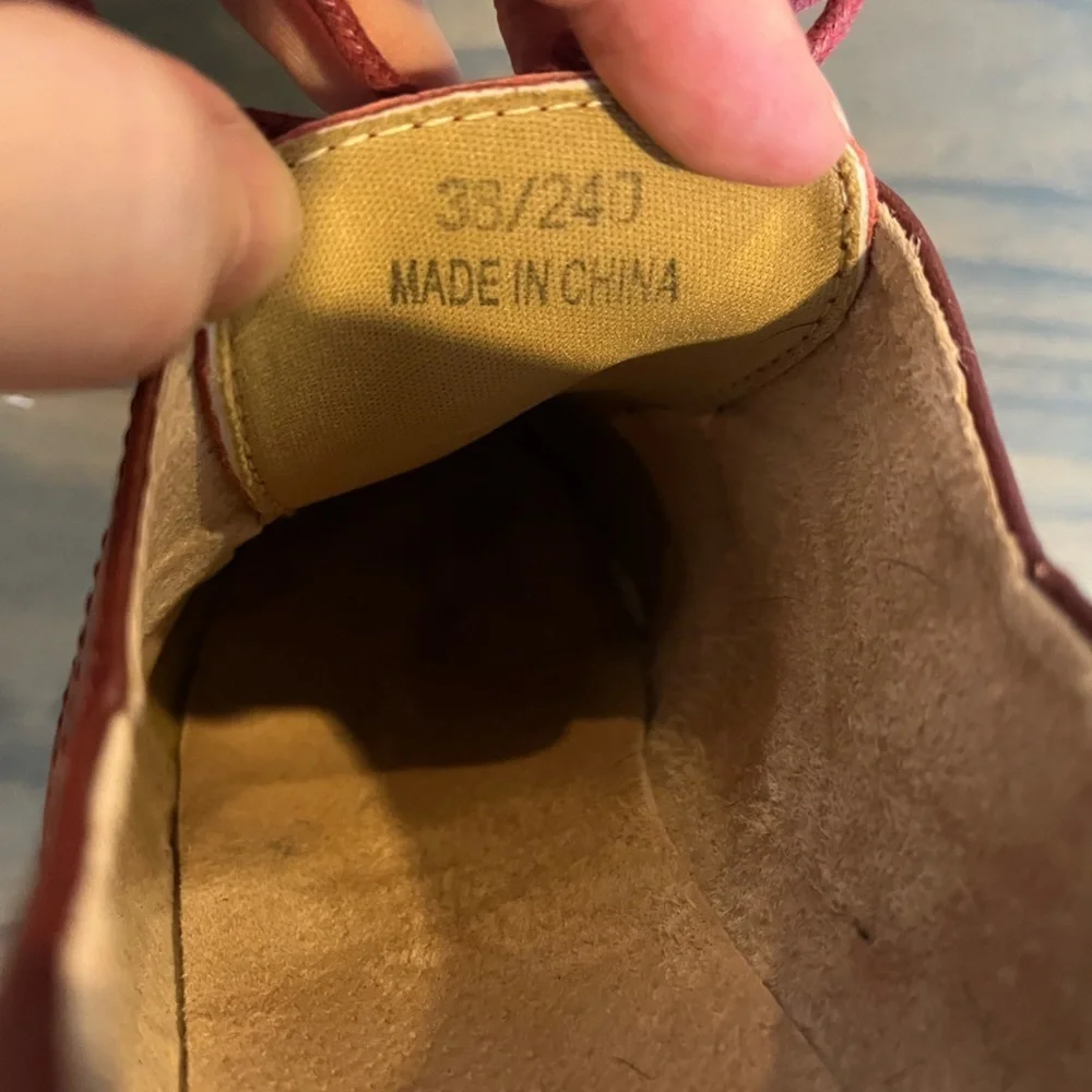 Dadawen Burgundy Oxford